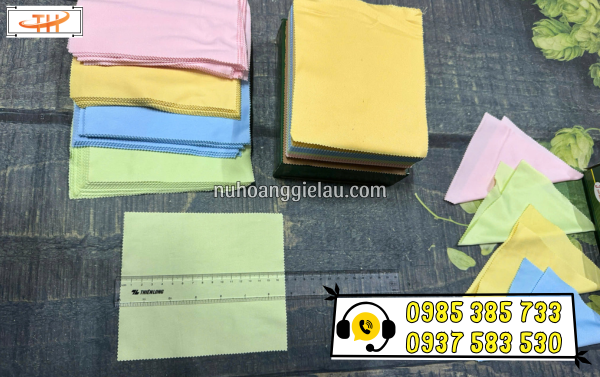 Khăn lau mắt kính kích thước nhỏ gọn, dễ bỏ túi Khăn lau mắt kính kích thước nhỏ gọn, dễ bỏ túi