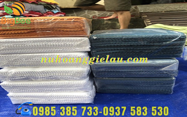 khăn lau mắt kính hình vuông tiện lợi giá rẻ