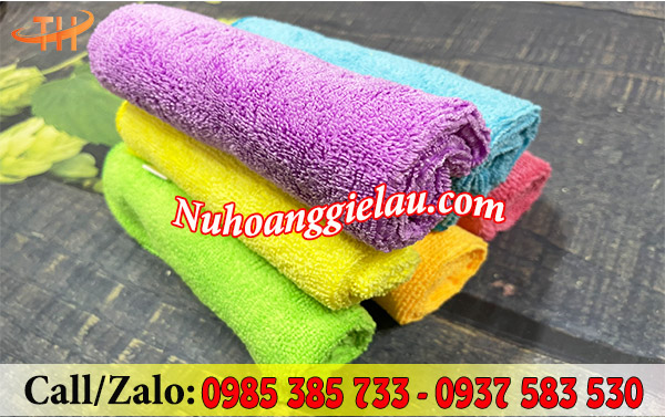 Khăn lau vuông microfiber đa màu bề mặt mềm mịn Khăn lau vuông microfiber đa màu bề mặt mềm mịn
