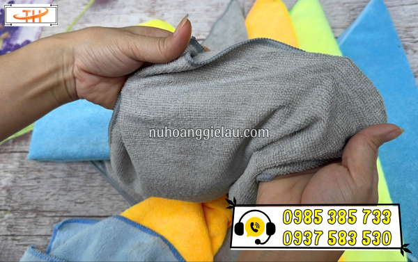 Khăn lau vuông chất liệu sợi mềm, mịn, không xù lông Khăn lau vuông chất liệu sợi mềm, mịn, không xù lông