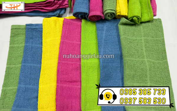 Kích thước khăn nhỏ gọn, tiện lợi khi sử dụng Kích thước khăn nhỏ gọn, tiện lợi khi sử dụng