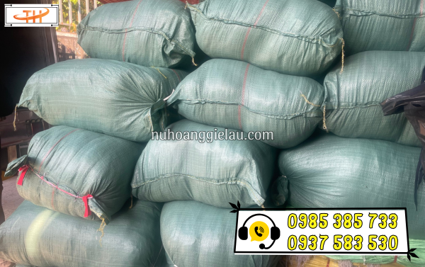 Giẻ lau máy móc sẵn số lượng tại kho Thu Hồng Giẻ lau máy móc sẵn số lượng tại kho Thu Hồng