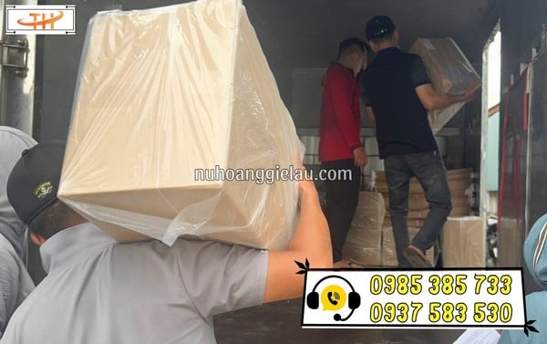 Đơn hàng túi zip số lượng khủng đi sáng nay tại Thu Hồng Đơn hàng túi zip số lượng khủng đi sáng nay tại Thu Hồng