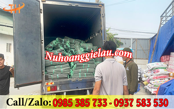 Chuẩn bị đủ hàng trước khi giao đến khách Chuẩn bị đủ hàng trước khi giao đến khách