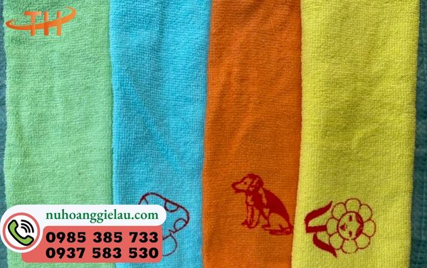 Khăn mầm non có kí hiệu cho bé đủ các màu Khăn mầm non có kí hiệu cho bé đủ các màu