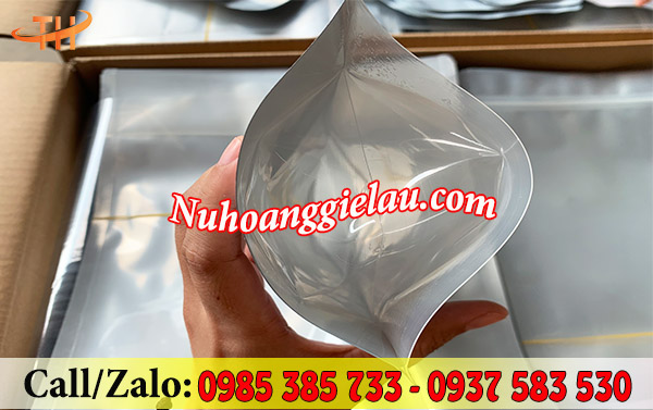 Túi zip bạc 1 mặt đáy đứng tiện lợi, dễ dàng trưng bày sản phẩm Túi zip bạc 1 mặt đáy đứng tiện lợi, dễ dàng trưng bày sản phẩm