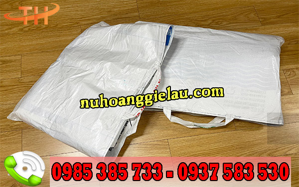 Sử dụng bao cám cò tái chế thành túi xách bảo vệ môi trường, tiết kiệm chi phí Sử dụng bao cám cò tái chế thành túi xách bảo vệ môi trường, tiết kiệm chi phí