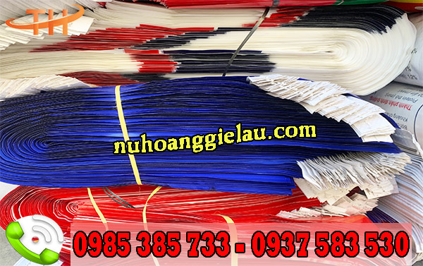 bao tải in logo được đóng gói thành mỗi cục 100 cái bao tải in logo được đóng gói thành mỗi cục 100 cái