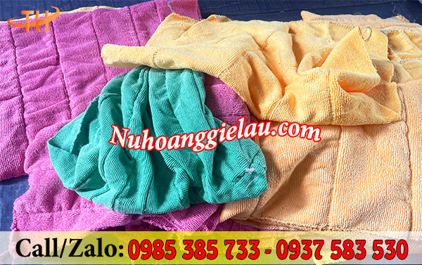 Khăn lau công nghiệp bề mặt mềm mịn Khăn lau công nghiệp bề mặt mềm mịn