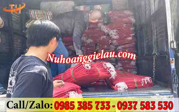 Bao tải dứa đỏ đi số lượng lớn mỗi ngày tại Thu Hồng Bao tải dứa đỏ đi số lượng lớn mỗi ngày tại Thu Hồng