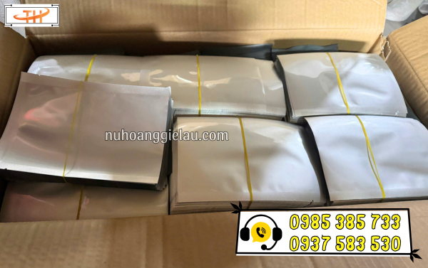 Túi 3 biên nhôm mặt trong mặt bạc hàng sẵn sổ lượng sỉ Túi 3 biên nhôm mặt trong mặt bạc hàng sẵn sổ lượng sỉ