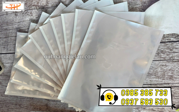 Túi 3 biên nhôm mặt trong mặt bạc dày dặn, bảo quản đa dạng nhiều loại thực phẩm Túi 3 biên nhôm mặt trong mặt bạc dày dặn, bảo quản đa dạng nhiều loại thực phẩm