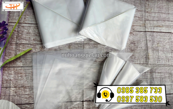 Thu Hồng bỏ sỉ túi bắt kem cho tiệm bánh Thu Hồng bỏ sỉ túi bắt kem cho tiệm bánh