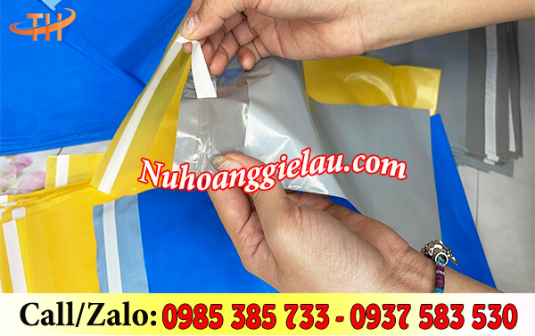 Bịch niêm phong với lớp keo tiện lợi Bịch niêm phong với lớp keo tiện lợi