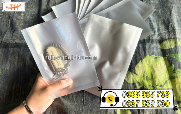 Túi 3 biên nhôm mặt trong mặt bạc Túi 3 biên nhôm mặt trong mặt bạc