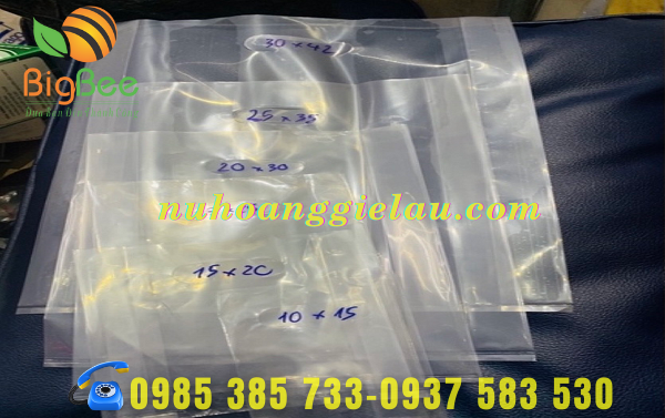 tui-nilon-deo-voi-nhieu-kich-thuoc