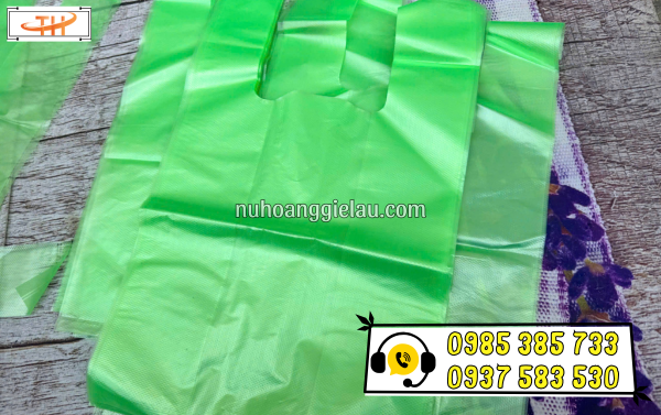 Túi nilon hai quai gai màu xanh lá hàng chuẩn loại 1 Túi nilon hai quai gai màu xanh lá hàng chuẩn loại 1