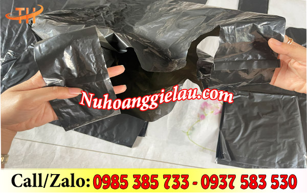 Túi nilon đen có quai xách chắc chắn Túi nilon đen có quai xách chắc chắn