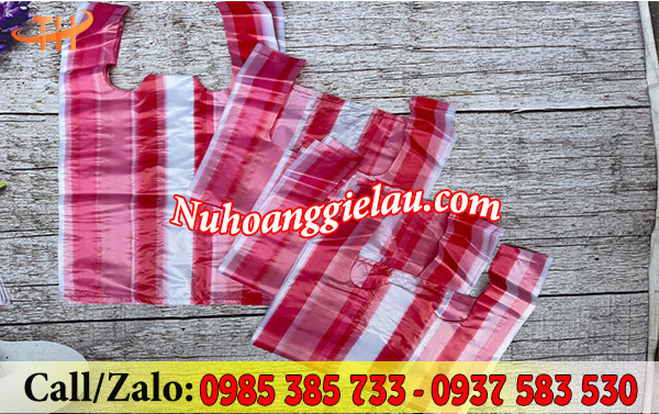 Túi xốp 2 quai sọc màu đủ cỡ Túi xốp 2 quai sọc màu đủ cỡ