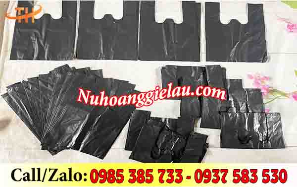 Túi nilon đen bóng có quai sẵn sỉ rẻ Túi nilon đen bóng có quai sẵn sỉ rẻ
