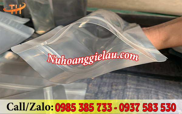 Túi zip đáy đứng có thiết kế vuốt mép đóng/ mở tiện lợi Túi zip đáy đứng có thiết kế vuốt mép đóng/ mở tiện lợi