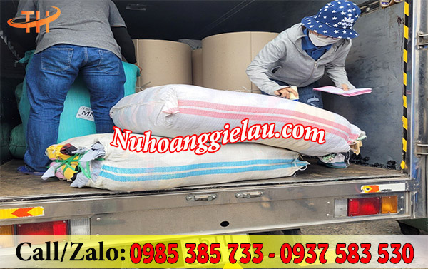 Giẻ lau miếng đi đơn lớn đều đặn mỗi ngày tại công ty Thu Hồng Giẻ lau miếng đi đơn lớn đều đặn mỗi ngày tại công ty Thu Hồng