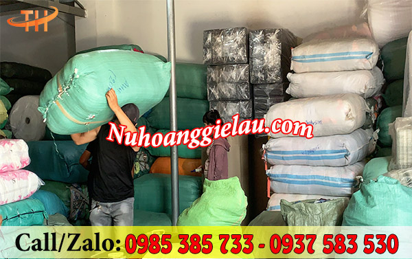 Vải lau giẻ lau Thu Hồng được đóng gói và bảo quản khô thoáng, an toàn Vải lau giẻ lau Thu Hồng được đóng gói và bảo quản khô thoáng, an toàn