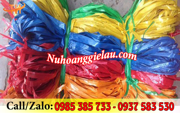 Dây nilon bẹ xám ra thì còn đa dạng với nhiều màu sắc khác Dây nilon bẹ xám ra thì còn đa dạng với nhiều màu sắc khác