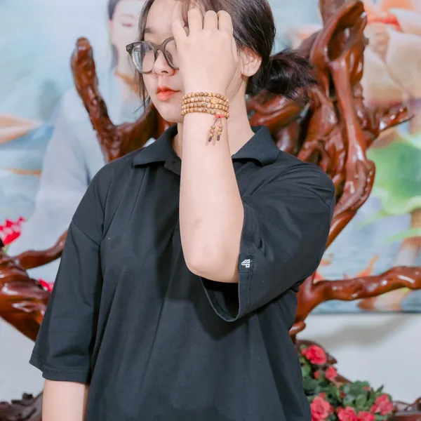Vòng Chuỗi Trầm Hương 108 Hạt Mix Charm Cỏ 4 Lá