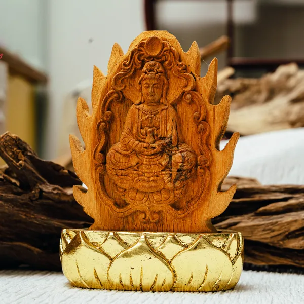 Tượng Phật Trầm Hương Phật Bà Quan Âm Ngồi tỏa Hào Quang