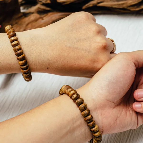 Vòng Tay Kỳ Nam Hải Nam - Kiểu Đồng Điếu