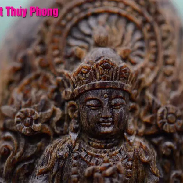 Tượng kỳ nam Quan Âm Bồ Tát