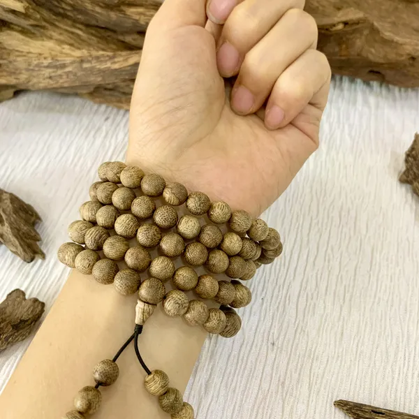 Vòng Chuỗi Trầm Hương 108 Hạt 8 ly