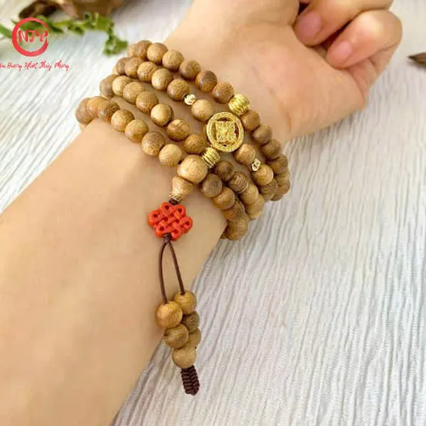 Vòng Chuỗi Trầm Hương 108 Hạt Mix Charm Cỏ 4 Lá
