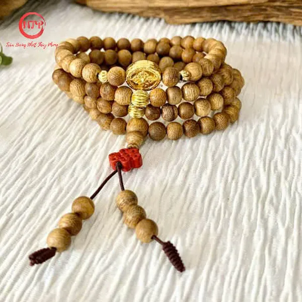 Vòng Chuỗi Trầm Hương 108 Hạt Mix Charm Cỏ 4 Lá