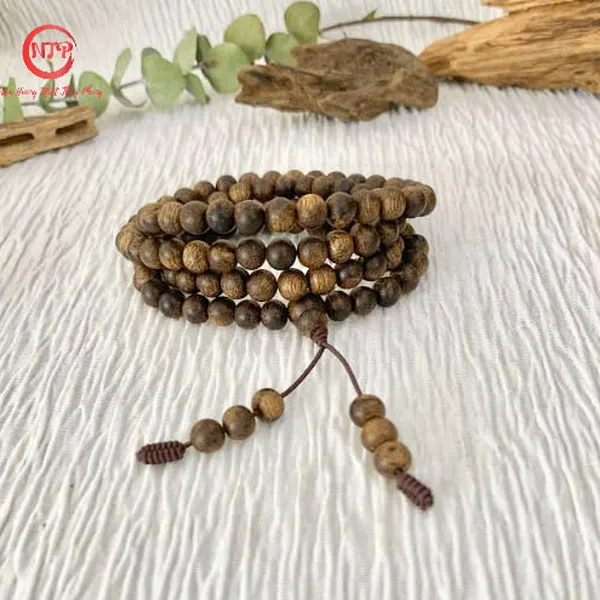 Vòng Chuỗi Trầm Hương Indonesia 108 Hạt 6 Ly