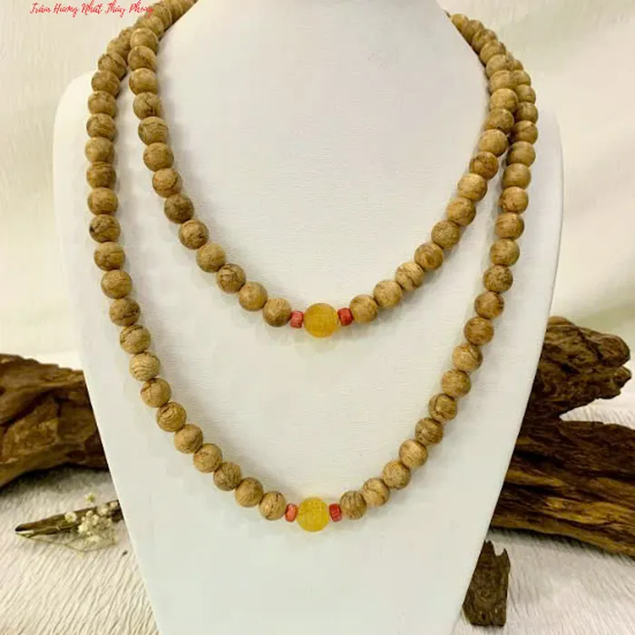 Vòng Chuỗi Trầm Hương 108 Hạt 10 Ly Mix Bi Vàng