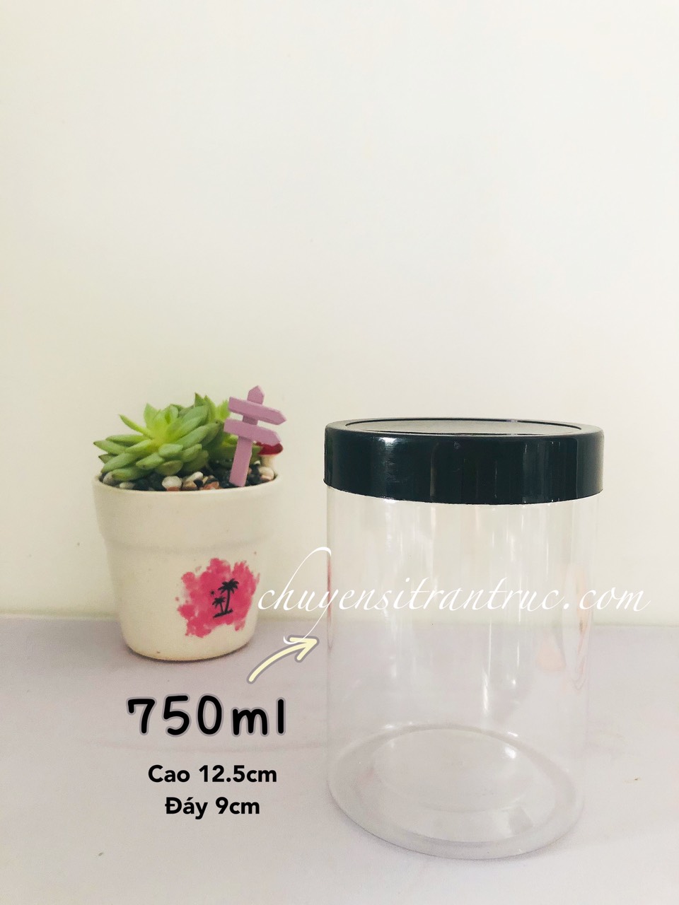 hũ nhựa nắp nhựa màu đen 750ml, hu nhua nap nhua màu đen 750ml