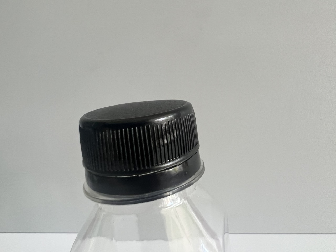 chai nhựa 100ml nắp phi 30