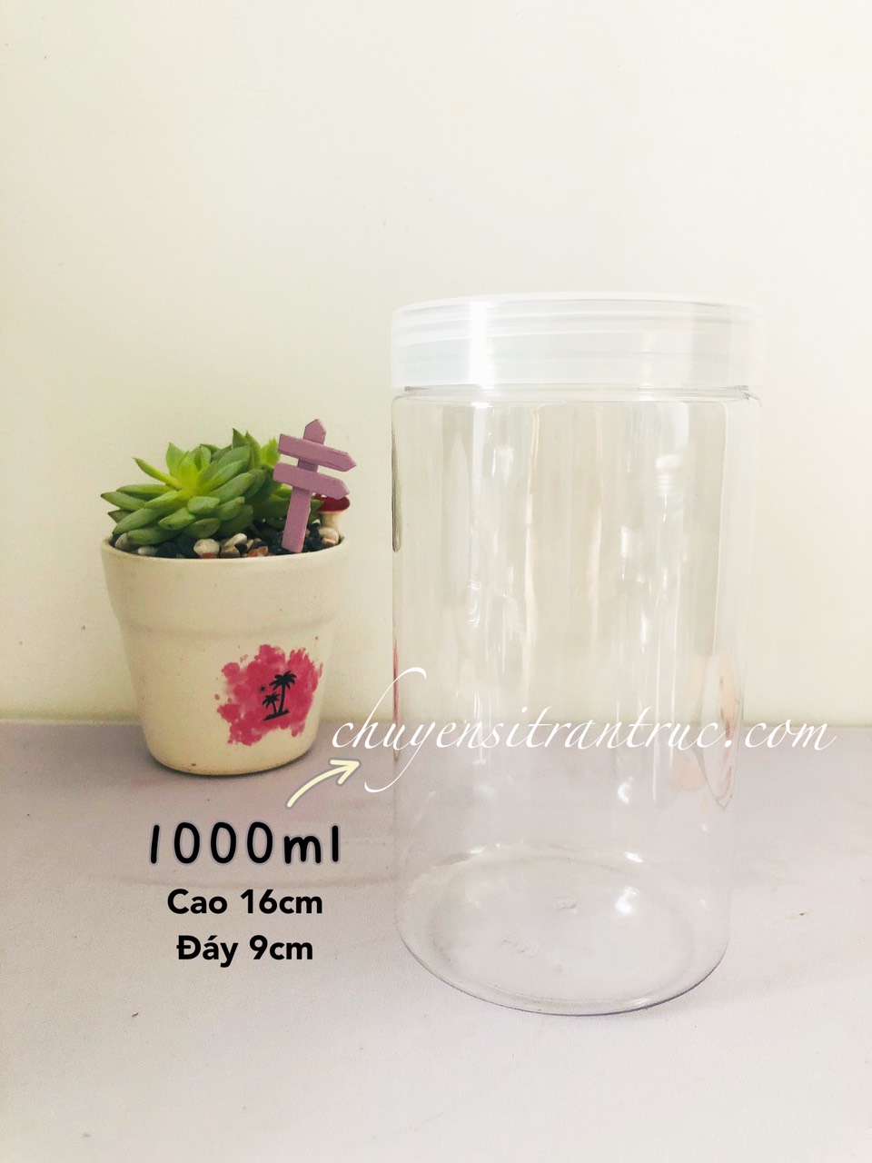 hũ nhựa nắp nhựa màu trắng 10000ml, hu nhua nap nhua màu trắng 1lit