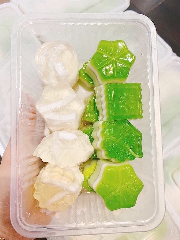 Hộp nhựa rau câu 700ml