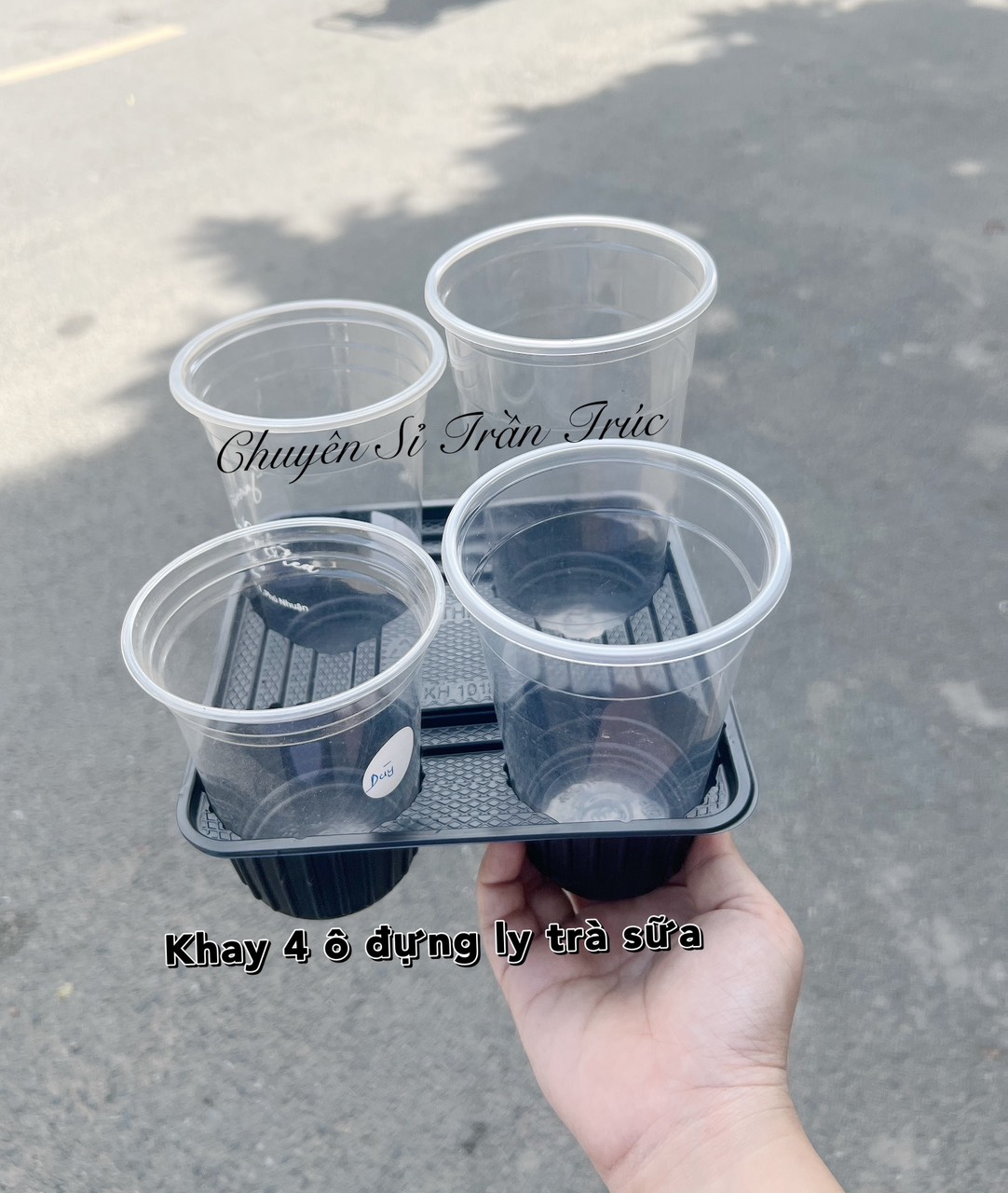 khay đựng 4 ly trà sữa