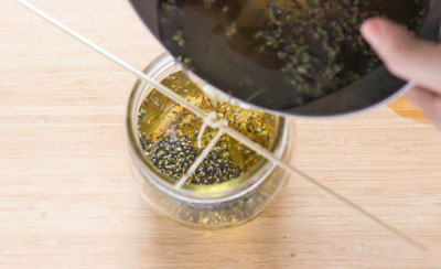 cach_lam_nen_thom_handmade_da_cong_dung_cuc_de4