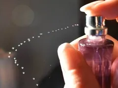 LÀM NƯỚC HOA DẠNG XỊT (PERFUME) THEO PHONG CÁCH RIÊNG