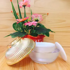 HŨ KEM NẮP XOÁY BẠC 30G