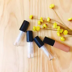 VỎ SON KEM MINI (NẮP ĐEN)