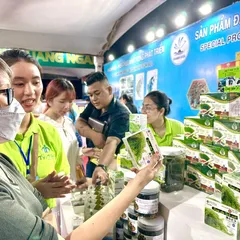 Triển lãm rong nho xuất khẩu Trí Tín