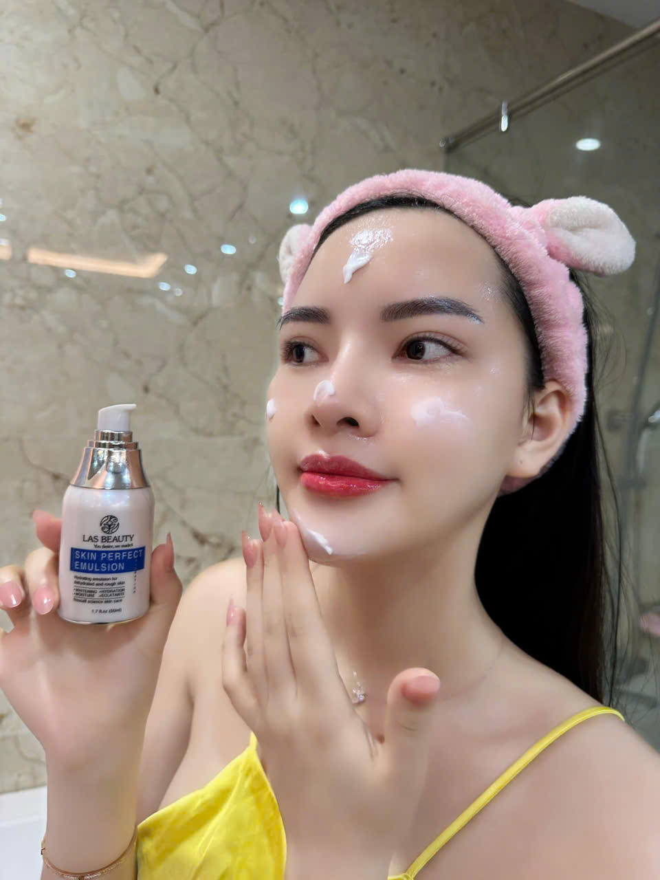 Sữa dưỡng rong nho giúp căng bóng trắng da Sữa dưỡng rong nho giúp căng bóng trắng da