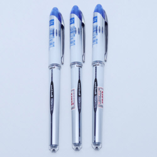 Bút bi nước Uni-ball Vision Elite UB200 Rollerball pen