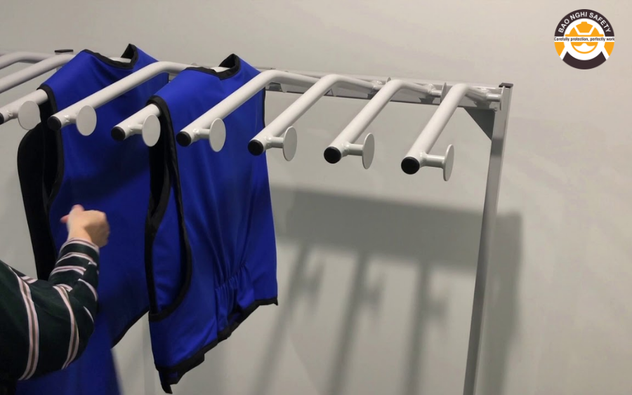 Treo áo chì đúng cách Treo áo chì đúng cách